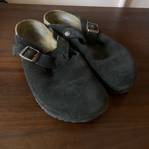 Birkenstock Boston Soft Footbed Suede Leather Clog in Mocha